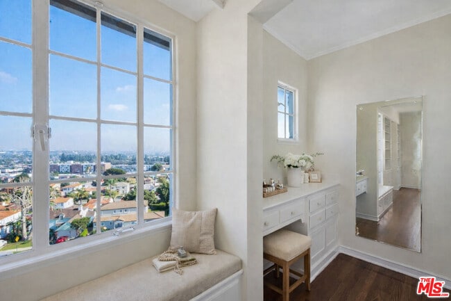 Building Photo - 3617 Homeway Dr