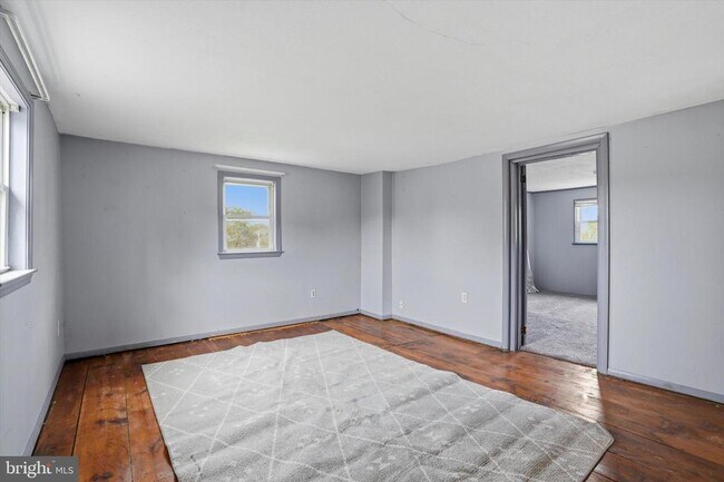 Building Photo - 847 Faust Rd
