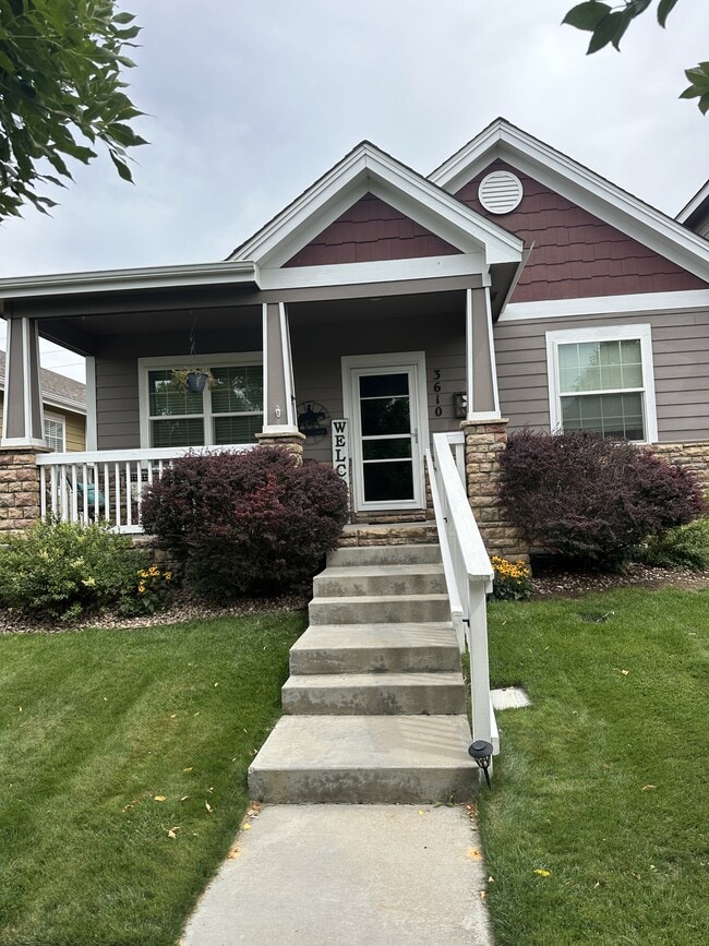 Building Photo - 3610 Porto Fino Ave