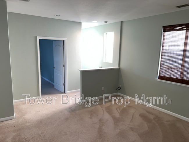 Building Photo - 5518 Sagpond Way