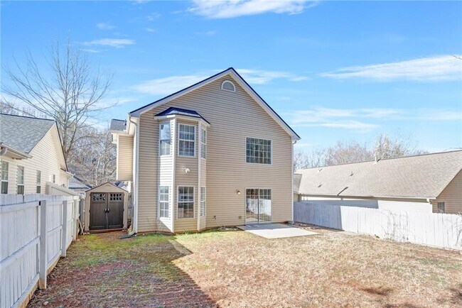 Building Photo - 3226 Liberty Commons Dr NW
