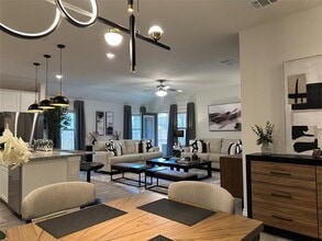 Building Photo - 10108 Tidwell St