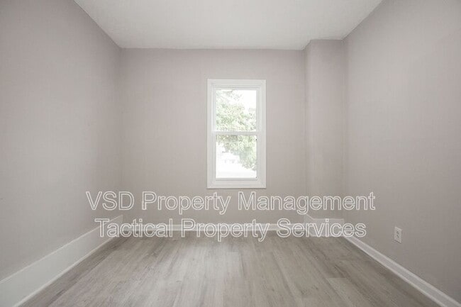 Building Photo - 9911 Olivet Ave