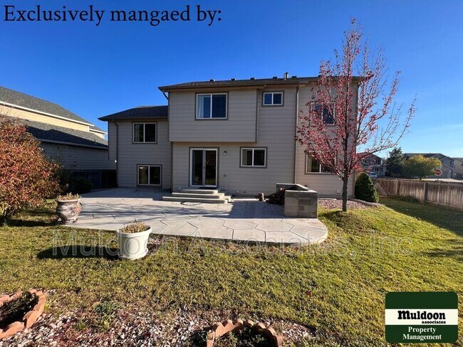 Building Photo - 5807 Poudre Way
