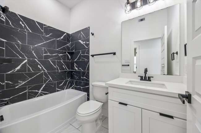 Building Photo - 9806 A/B Pelsey St