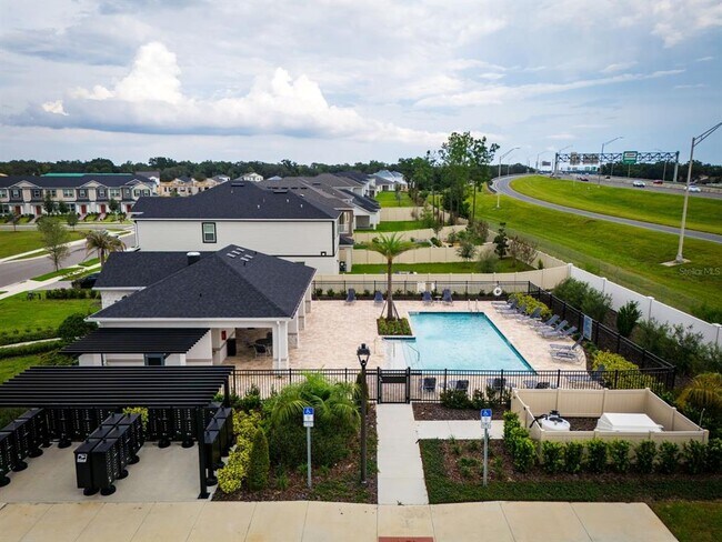 Building Photo - 691 Pothos St