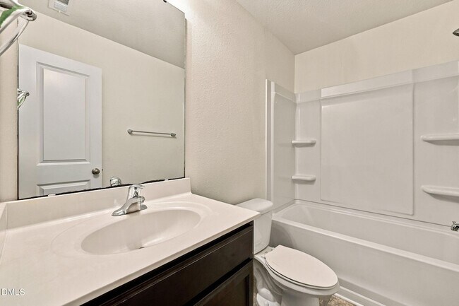 Building Photo - 58 Botanical Ct
