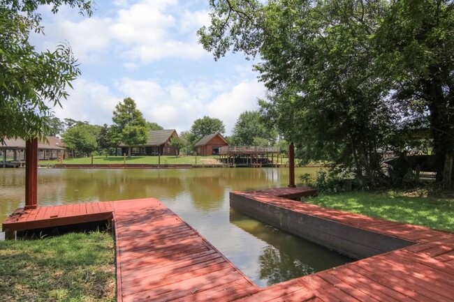 Building Photo - 42 Hunters Creek Dr