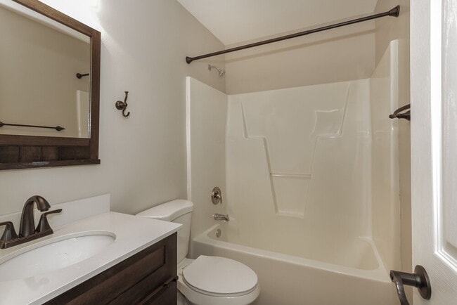 Building Photo - 1615 Flagler Ln