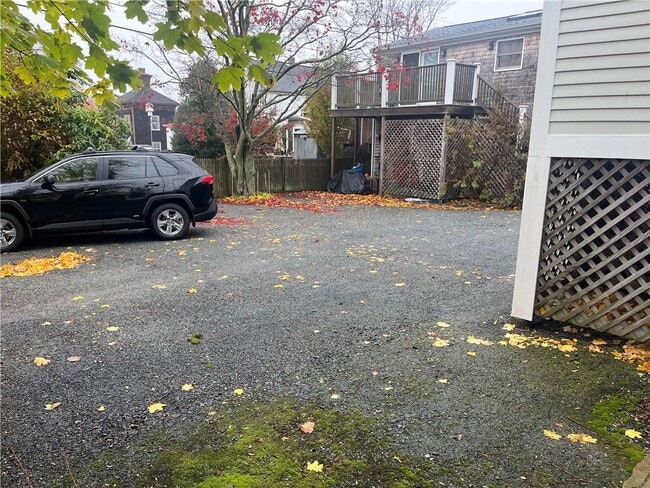 Building Photo - 14 Kay St