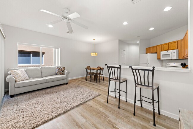 Building Photo - 8927 Sandshot Ct