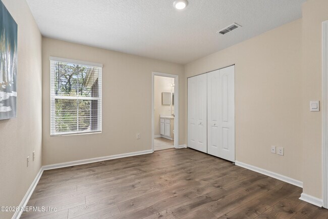 Building Photo - 9624 Baylin Ct