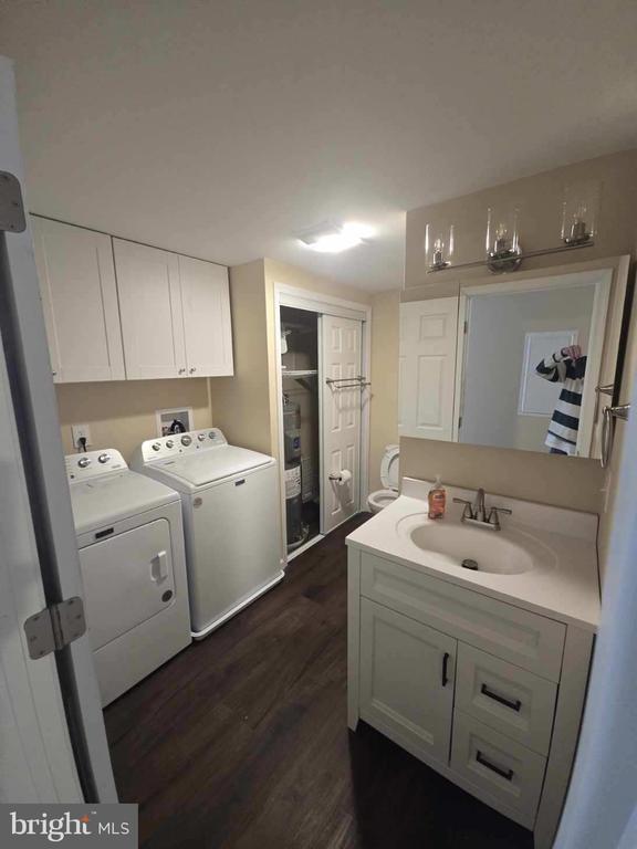 Building Photo - 2250 Channel Rd