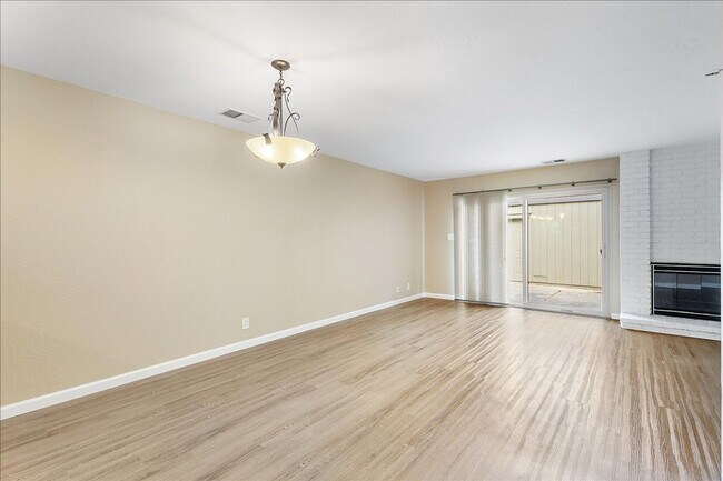 Building Photo - 3508 Savana Ln