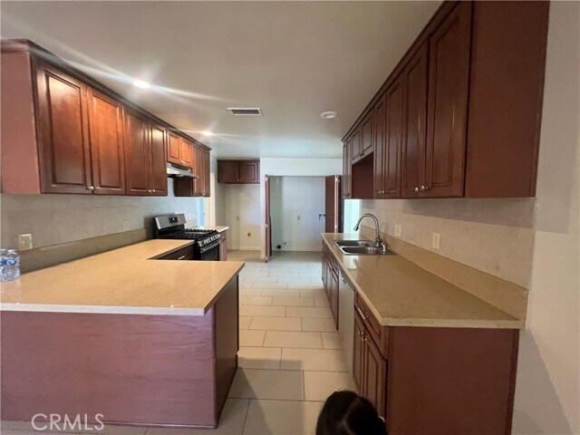 Building Photo - 44558 Stanridge Ave