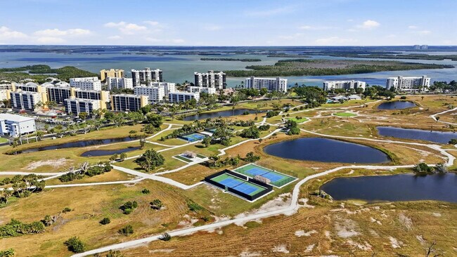 Building Photo - 4253 Bay Beach Ln