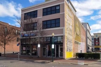 Building Photo - Stunning Downtown Apartment with Parking Garage Access Deducted from monthly Rent!