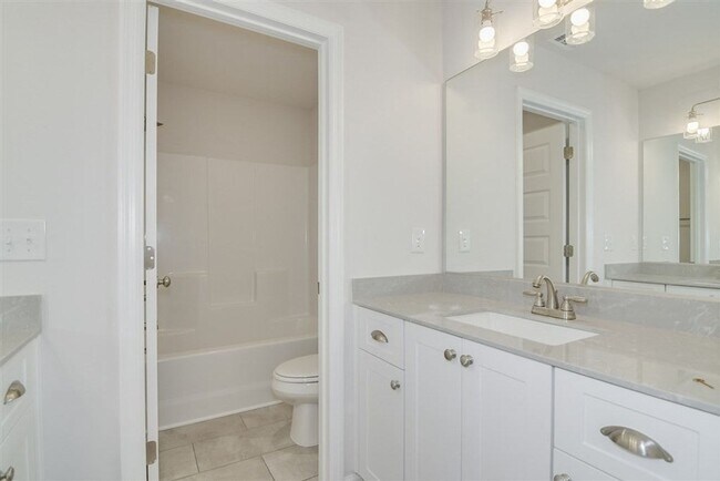 Building Photo - 5121 Huntley Trl