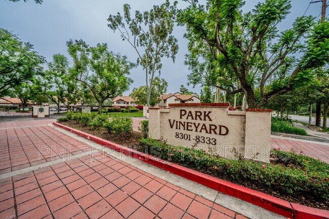 Building Photo - 8331 Vineyard Ave