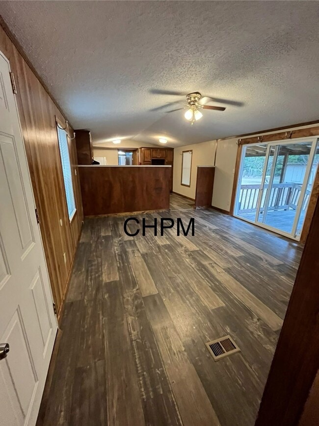 Building Photo - 1840 N Nichols Hwy