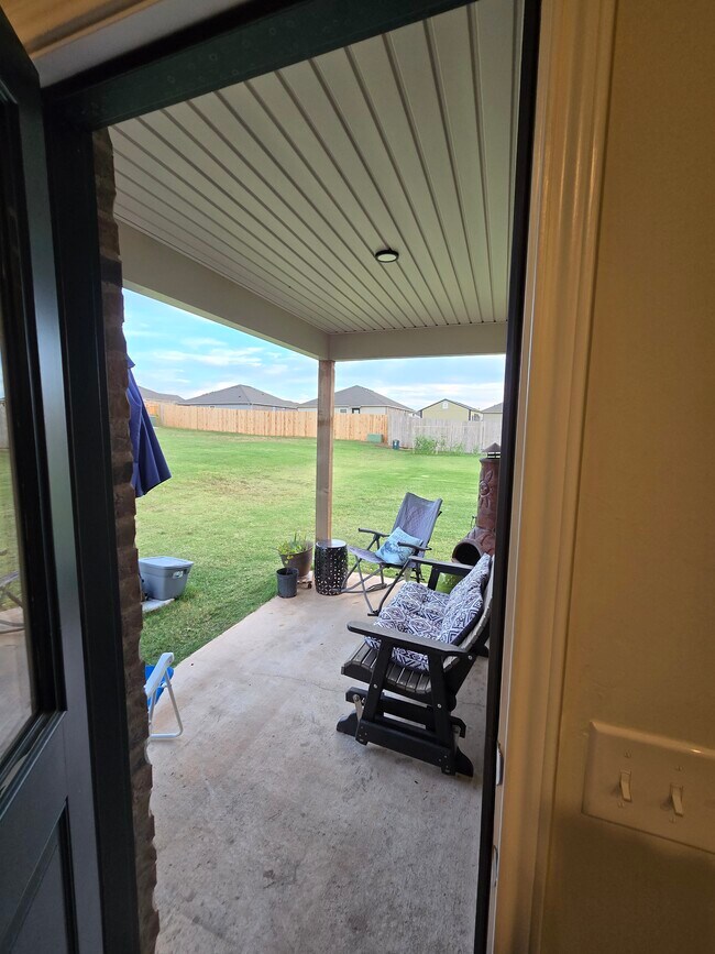 Building Photo - 1401 Madison Ave