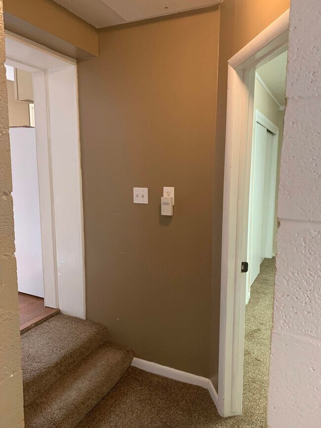 Building Photo - Charming 2 Bed, 1 Bath Home in Centerville