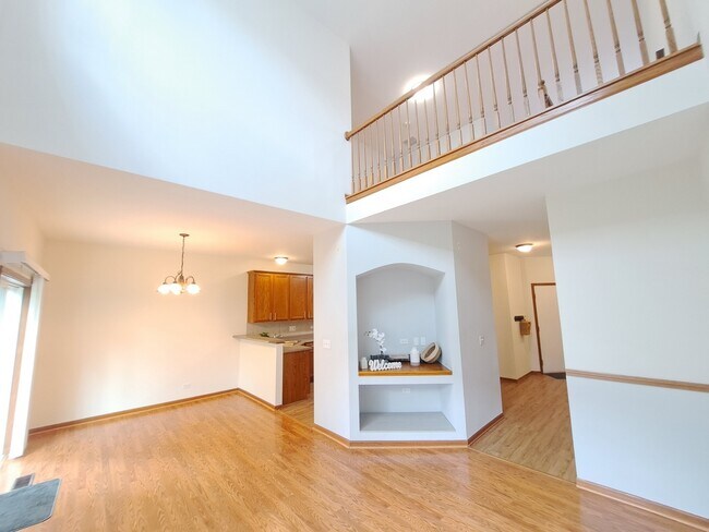 Building Photo - 325 N Patriot Dr