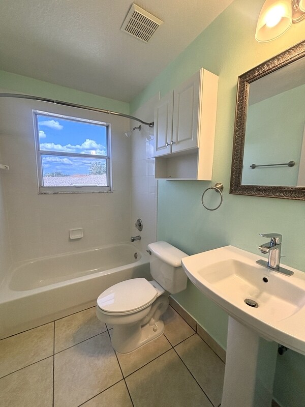 Building Photo - 6561 Franconia Dr