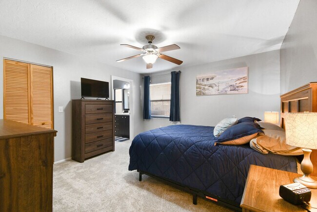 Building Photo - 2883 N Lockwood Meadows Blvd