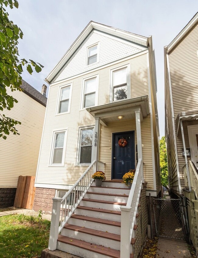 Primary Photo - 2908 N Dawson Ave