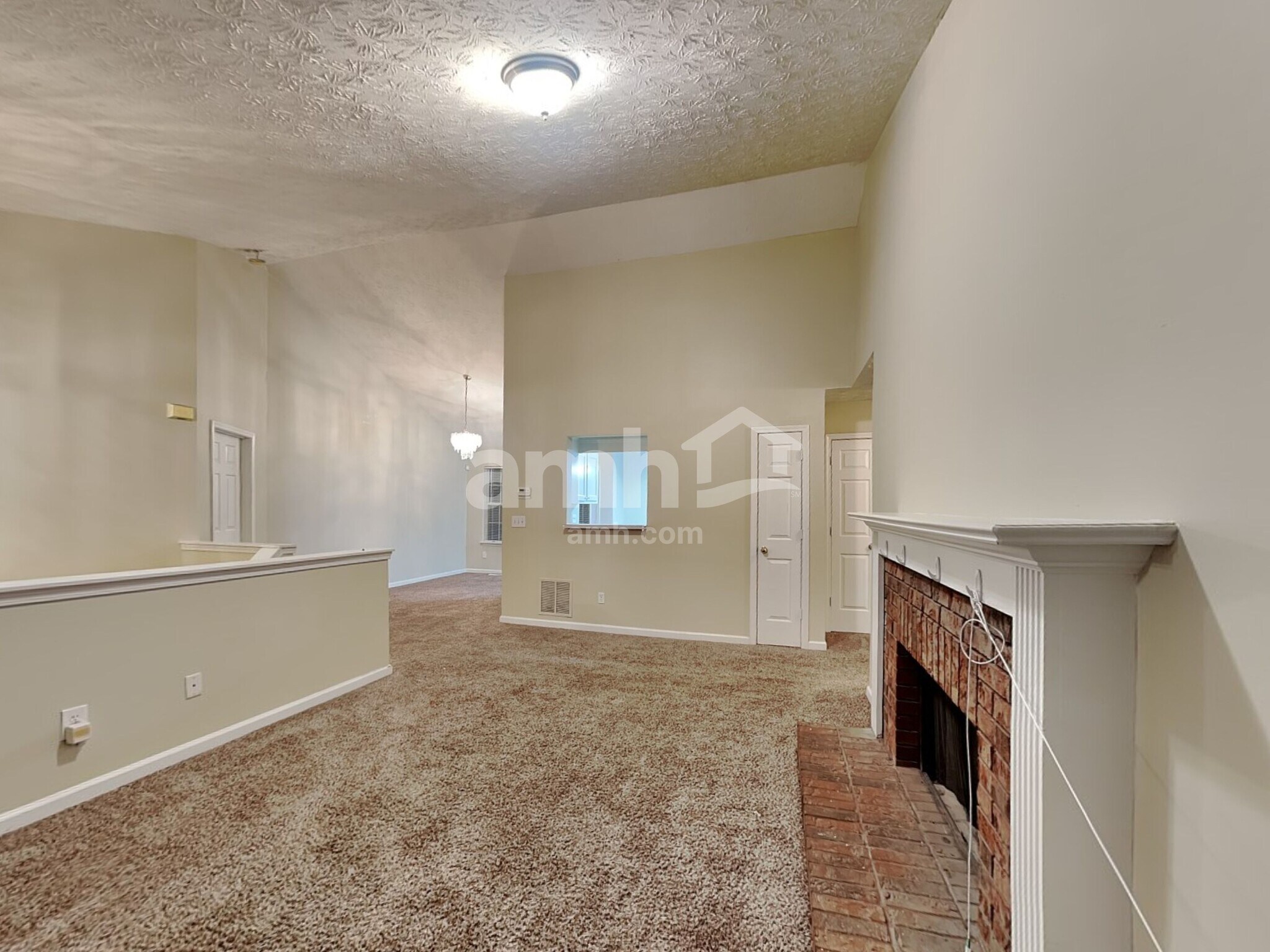 Building Photo - 2717 Oak Meadow Ln