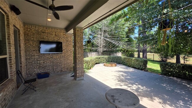 Building Photo - 142 Mayfield Dr