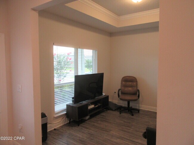 Building Photo - 831 Cason Cir