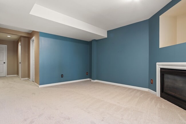 Building Photo - 5451 Crabtree Park Ct