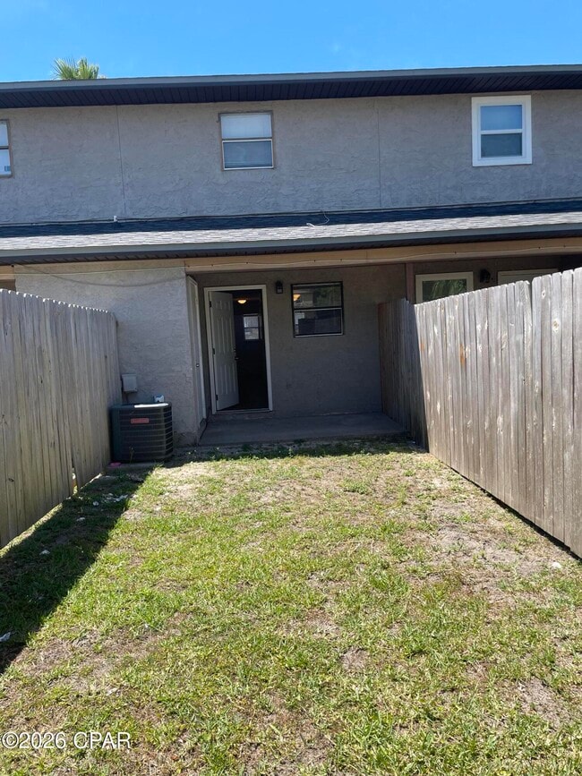 Building Photo - 6329 Omoko St