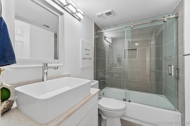 Building Photo - 1672 Cypress Pointe Dr