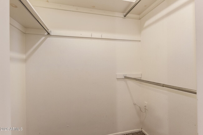 Building Photo - 4013 S Hazelton Ln