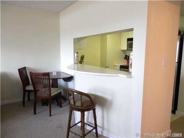 Building Photo - 127 Greyrock Pl