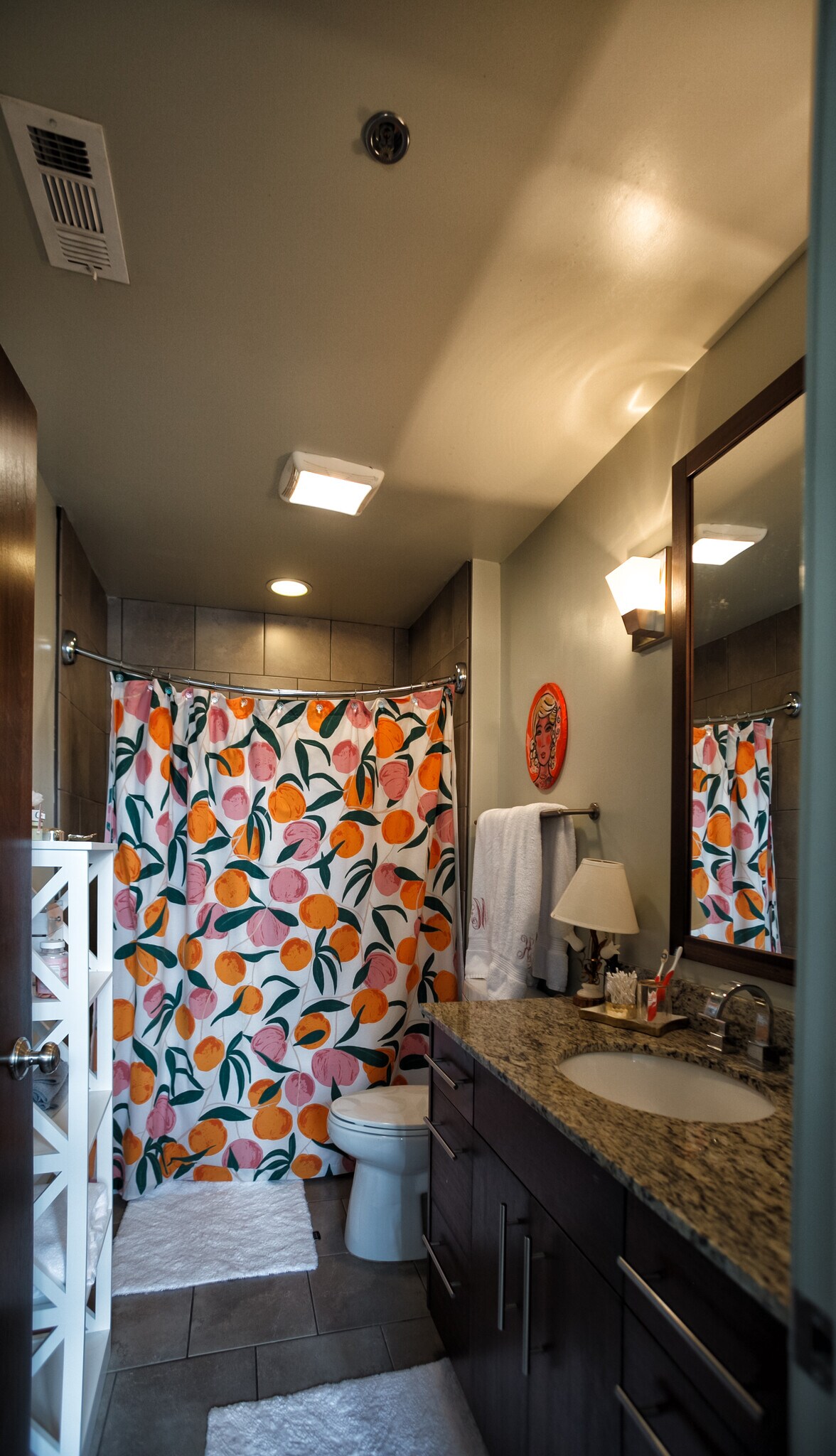 Building Photo - 509 W Spring St