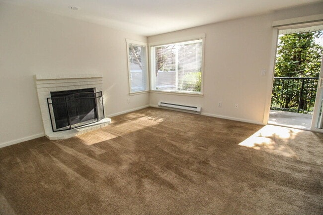 Building Photo - 11303 NE 128th St