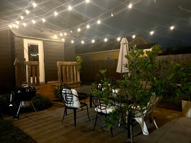 Building Photo - 5006 Hardy St