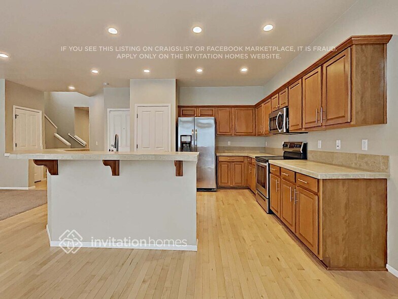 Building Photo - 6252 40th St Ct E