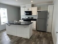 Building Photo - 31 Canary Hill Dr