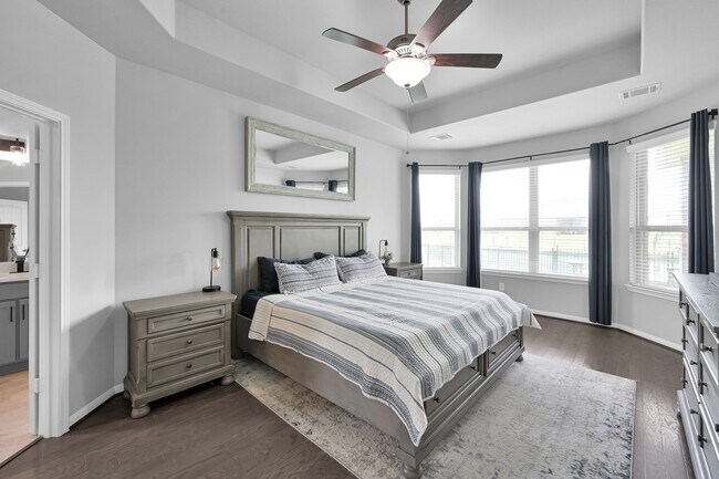 Building Photo - 3791 Lake Bend Shore Dr