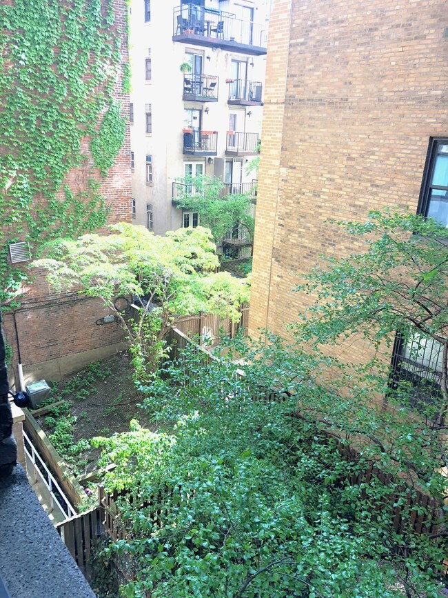 Floorplan - 102 W 79th Street