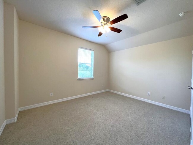 Building Photo - 5307 Riverstone Crossing Dr