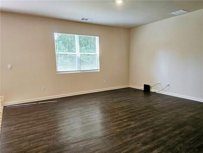 Building Photo - 274 Walnut Grv Wy