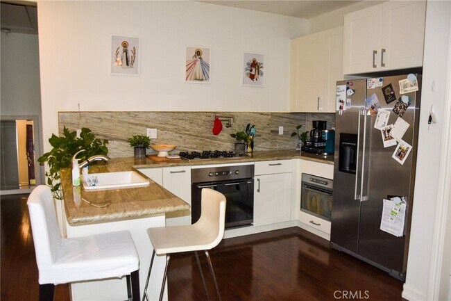 Building Photo - 8325 La Bajada Ave