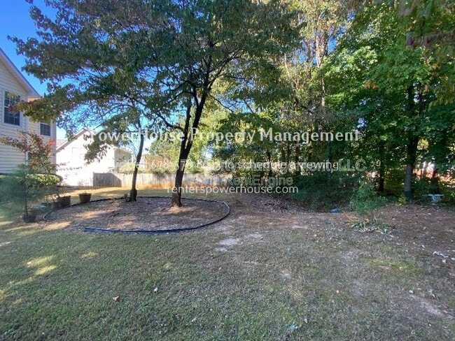 Building Photo - 605 Suwanee Lakes Cir NW