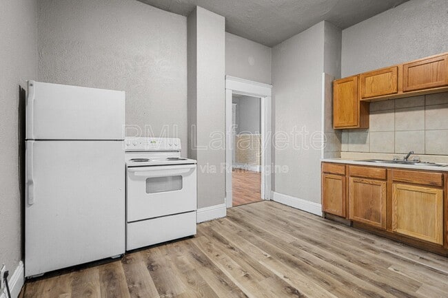 Building Photo - 1502 N 13th St